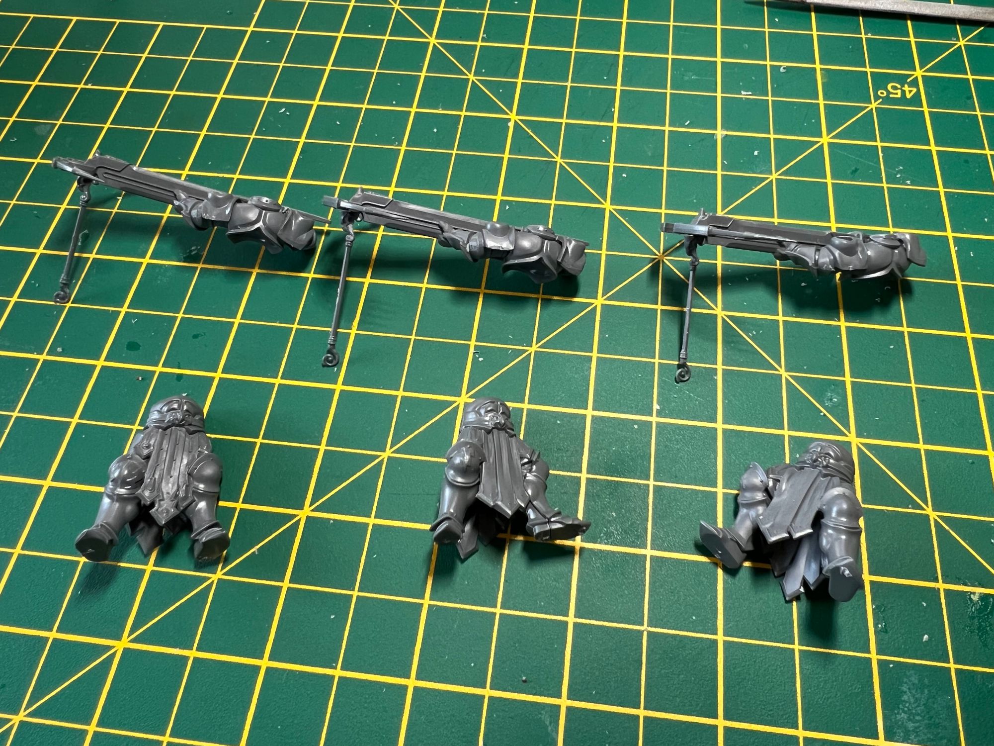 Building Vanguard Raptors with Longstrike Crossbows